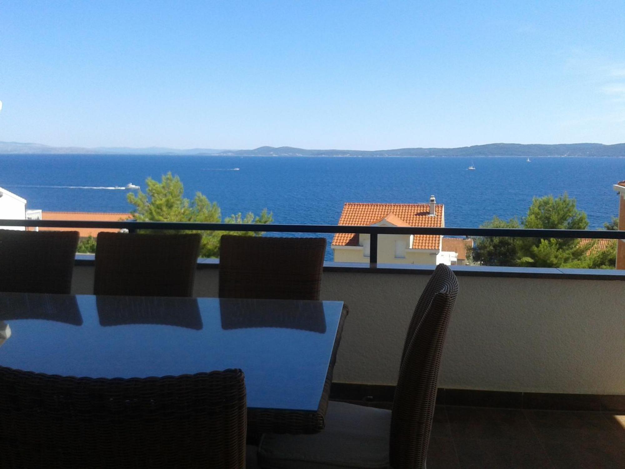 Apartmani Svalina - Seaview And 130M From Beach Трогир Экстерьер фото