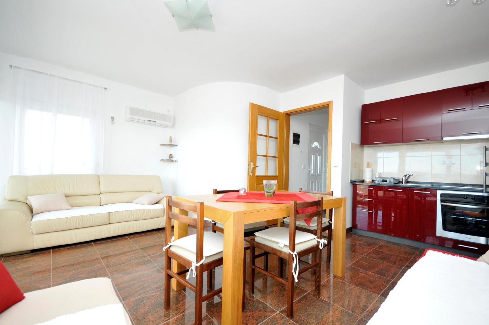 Apartmani Svalina - Seaview And 130M From Beach Трогир Экстерьер фото