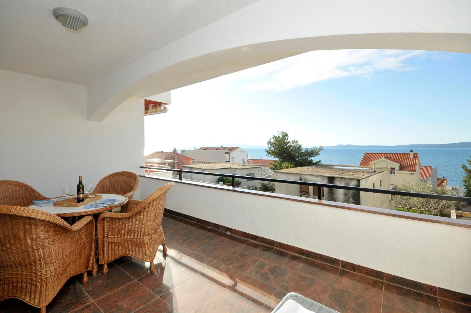 Apartmani Svalina - Seaview And 130M From Beach Трогир Экстерьер фото