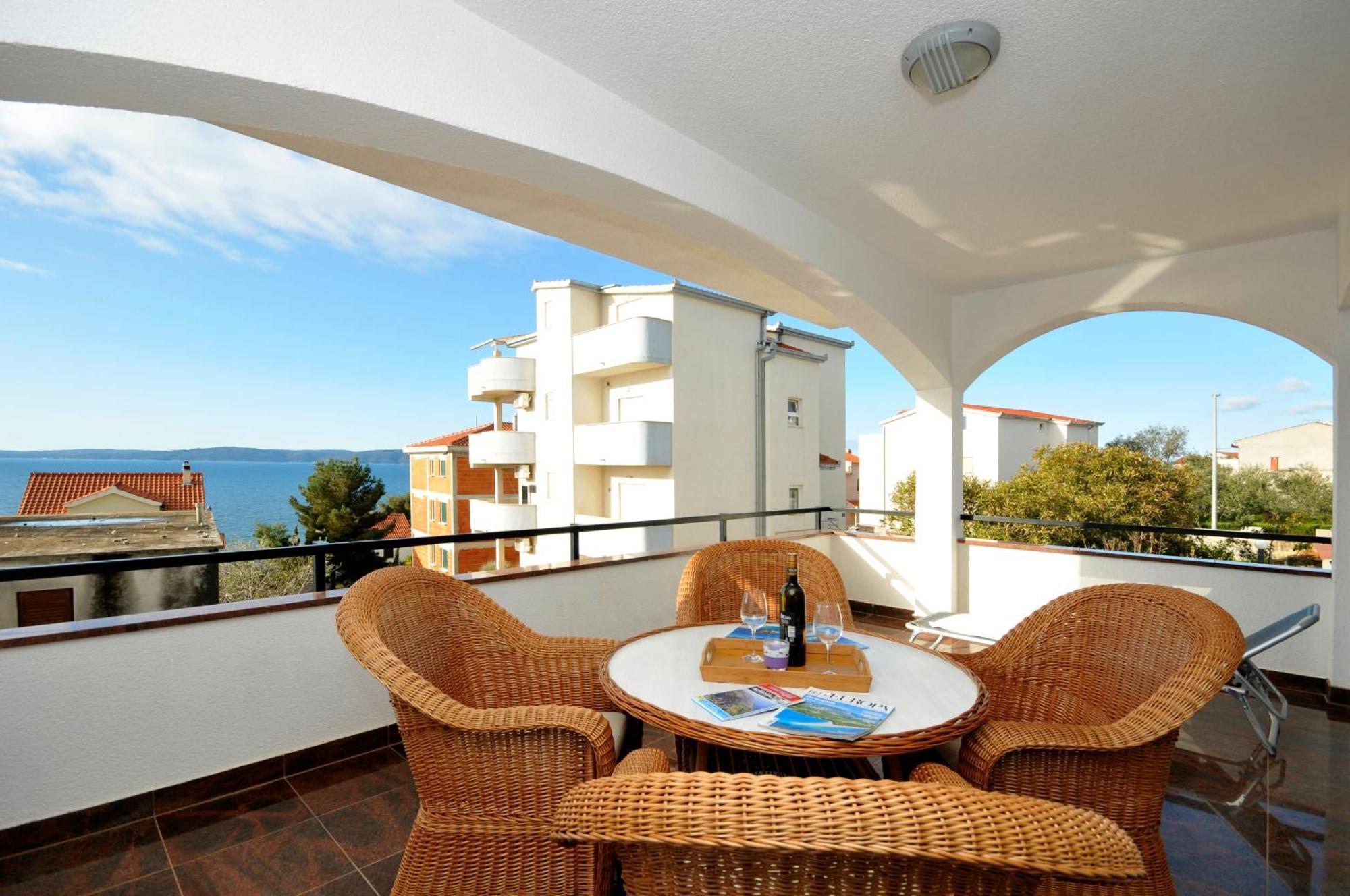 Apartmani Svalina - Seaview And 130M From Beach Трогир Экстерьер фото