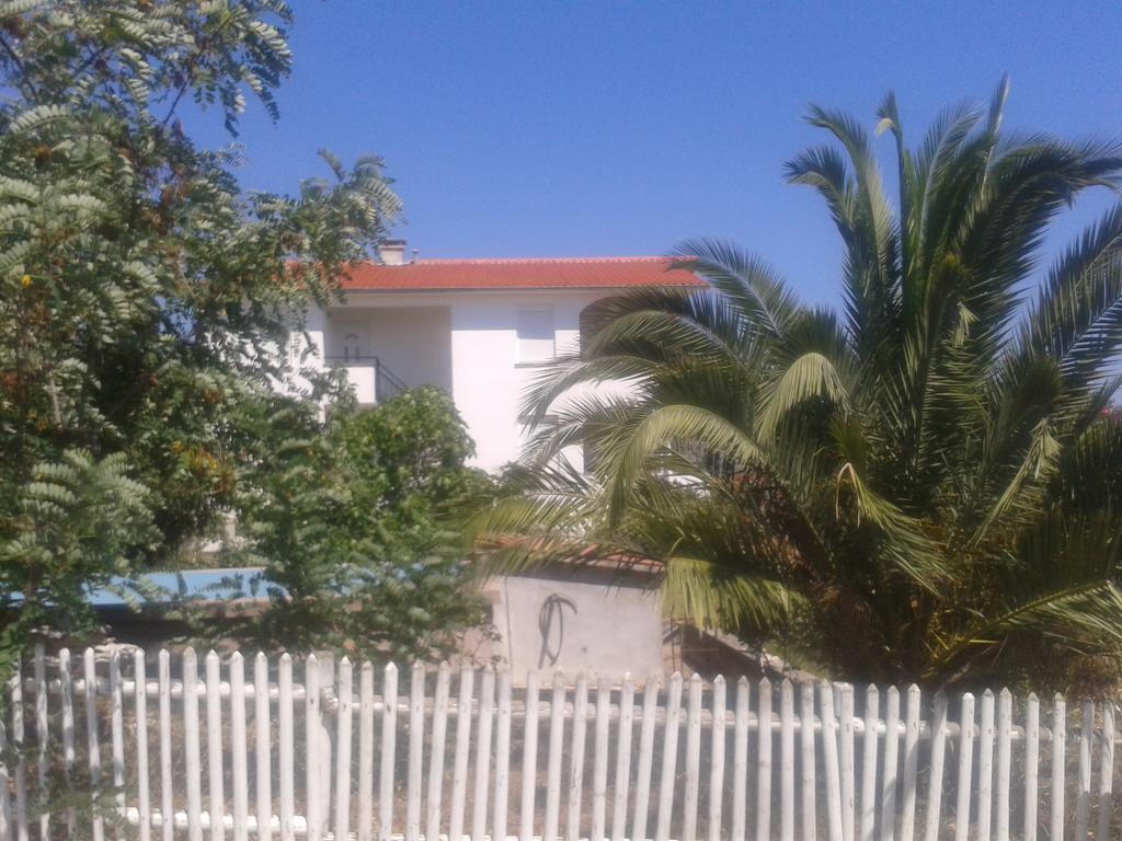 Apartmani Svalina - Seaview And 130M From Beach Трогир Экстерьер фото
