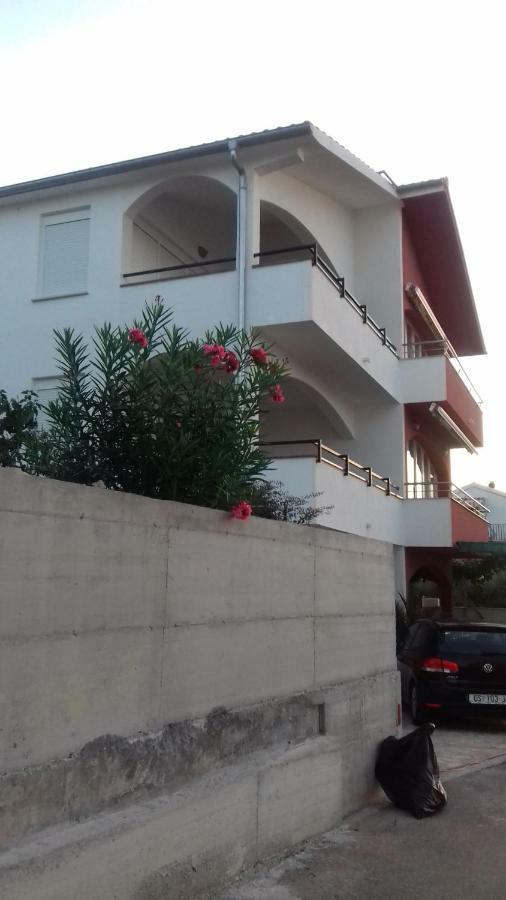 Apartmani Svalina - Seaview And 130M From Beach Трогир Экстерьер фото