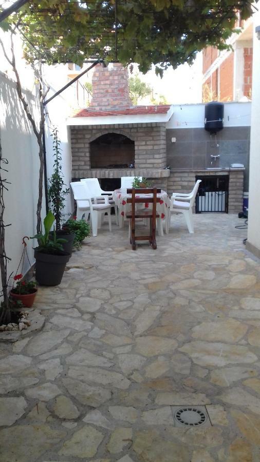 Apartmani Svalina - Seaview And 130M From Beach Трогир Экстерьер фото